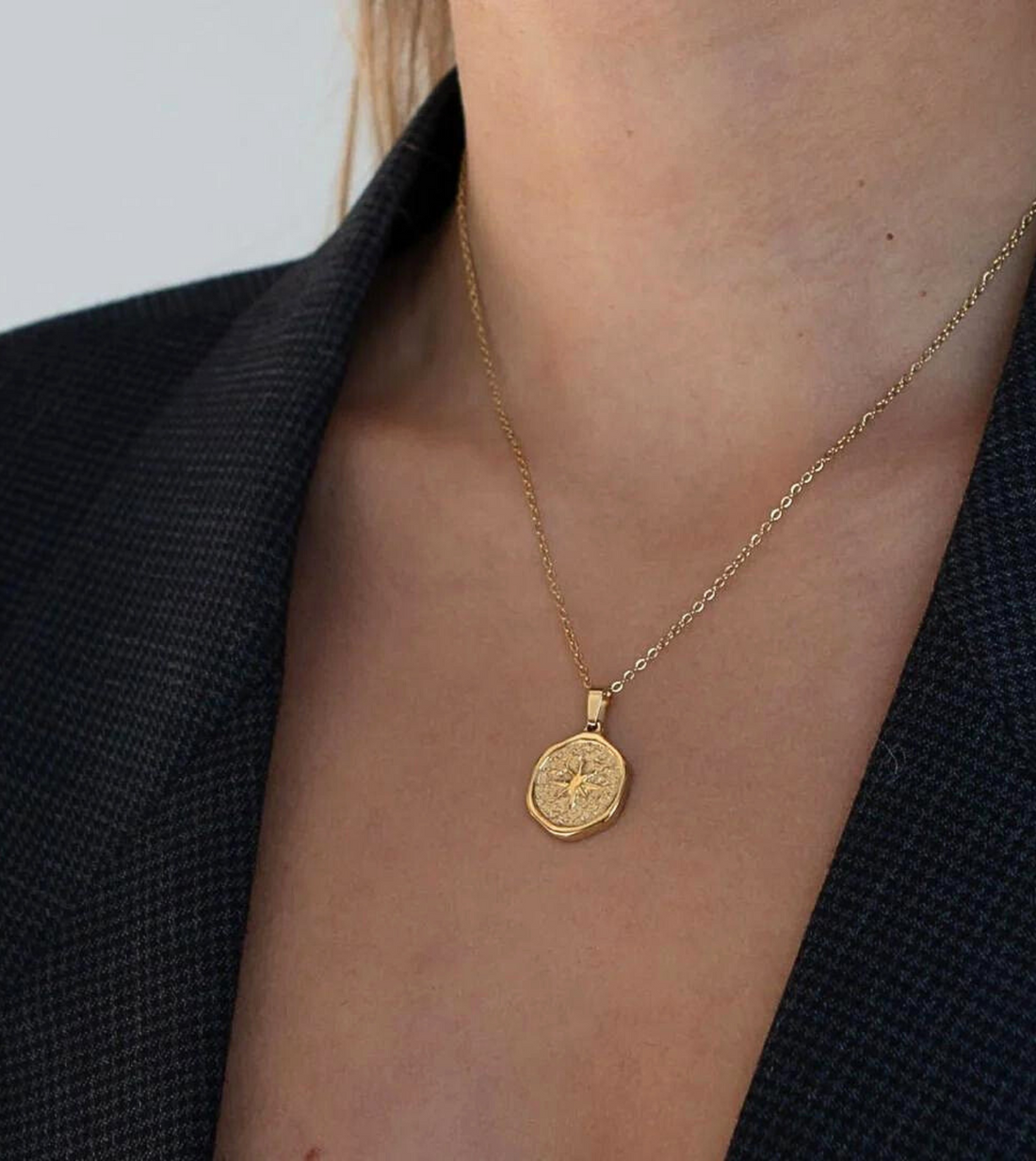 North Star Necklace | 18k Gold