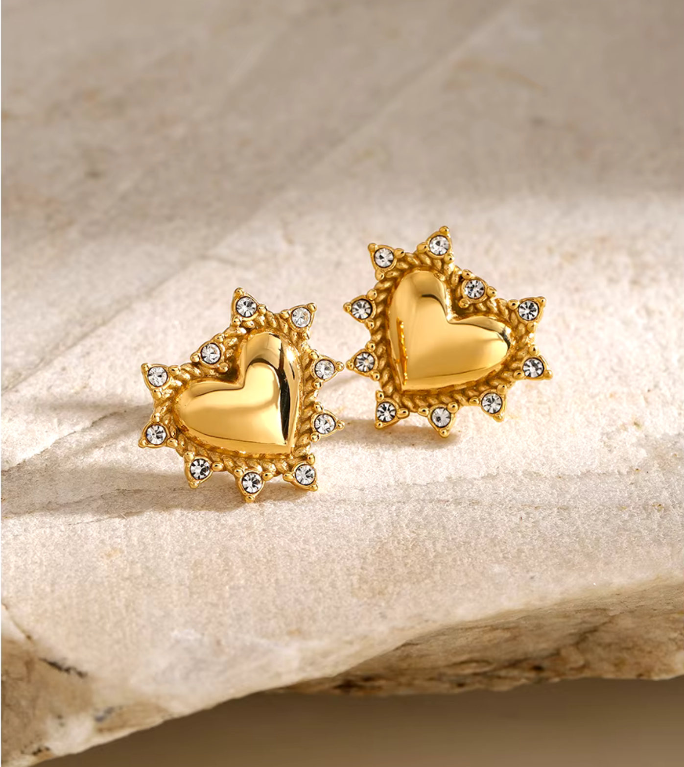 Khalifa Heart Earrings | 18k Gold