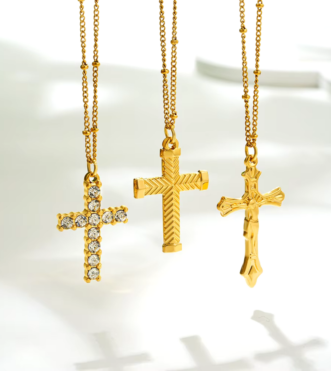 Wrapped Crucifix | 18k Gold