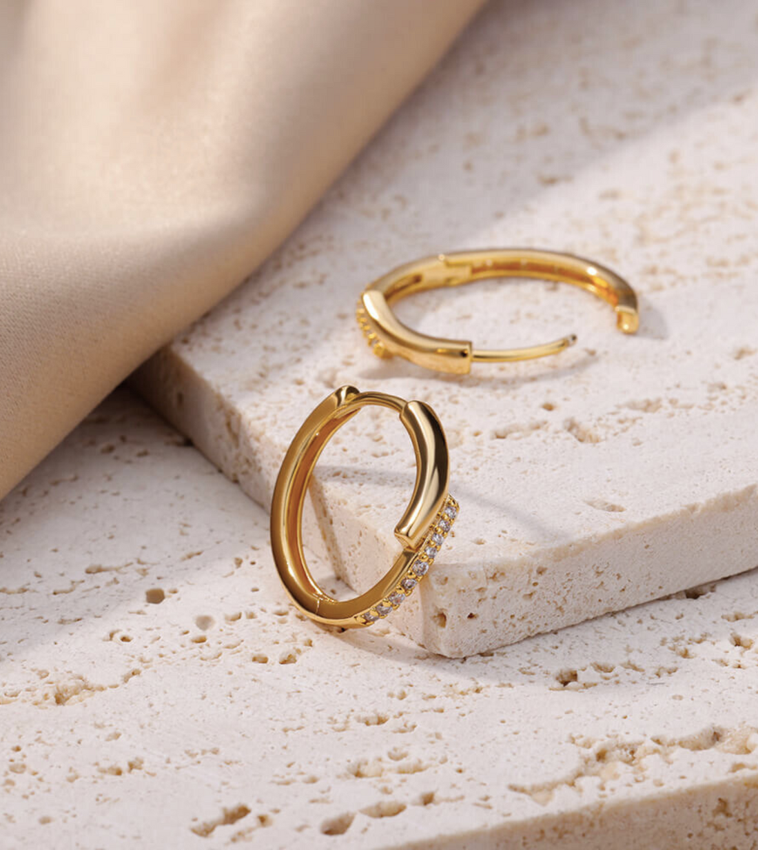 Zirconia Huggie Earrings | 18K Gold