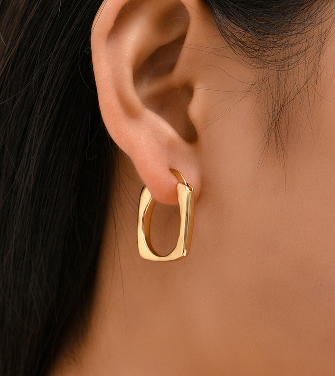 Geo Huggie Earrings | 18K Gold